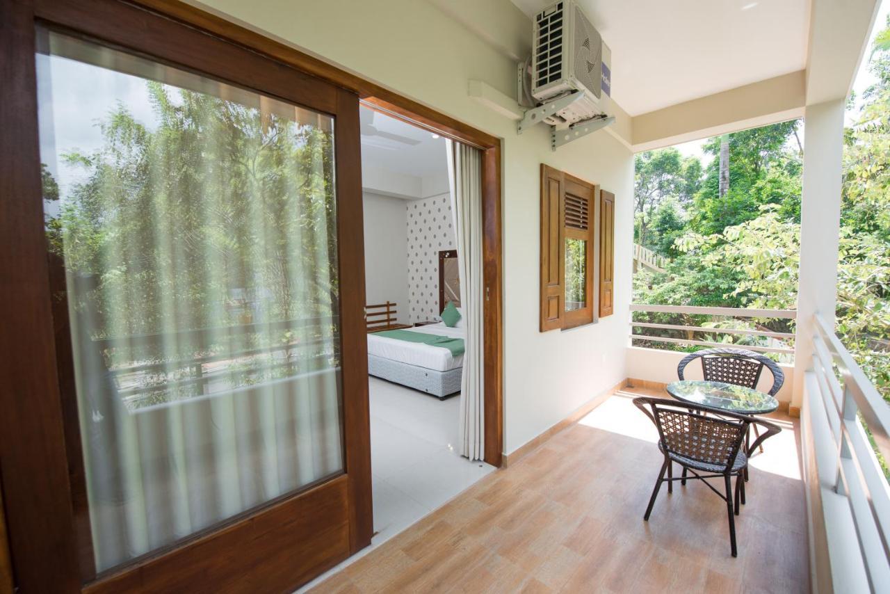 Mount Rich Rumassala Hotell Unawatuna Eksteriør bilde